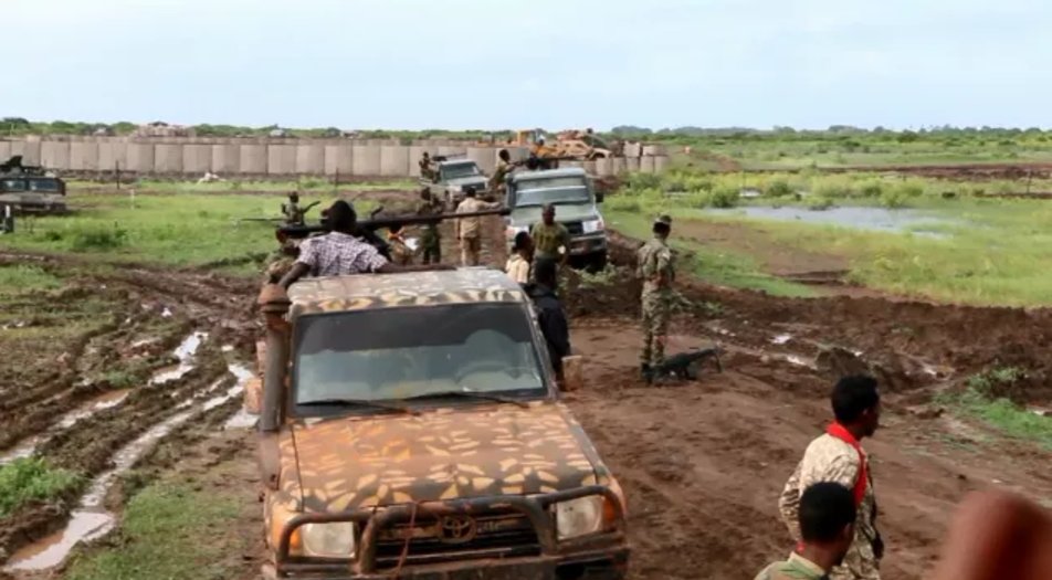Somali military claims to have killed 7 AlShabaab fighters in fighting near Kismayo town, saying 5 others soldiers were also injured in the clash. Somalia   
